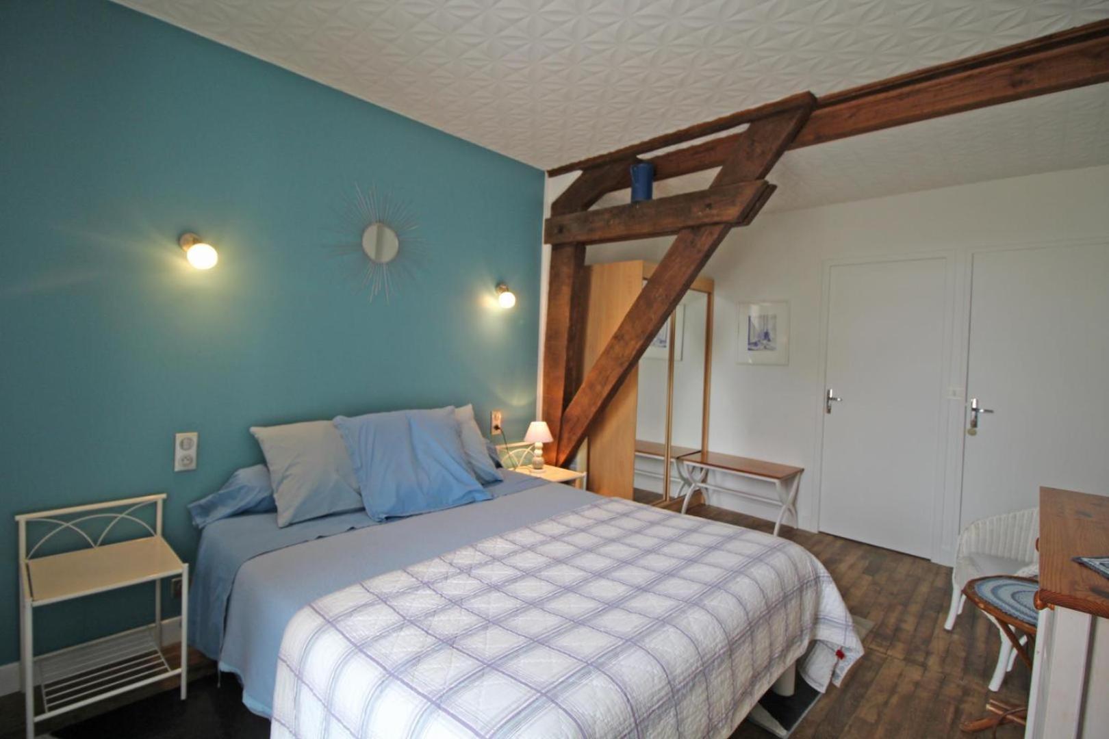 Chez Doussaud Bed & Breakfast Bessines-sur-Gartempe ภายนอก รูปภาพ